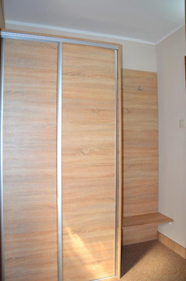 Pod Hradom Restaurant & Pension Topoľčany エクステリア 写真